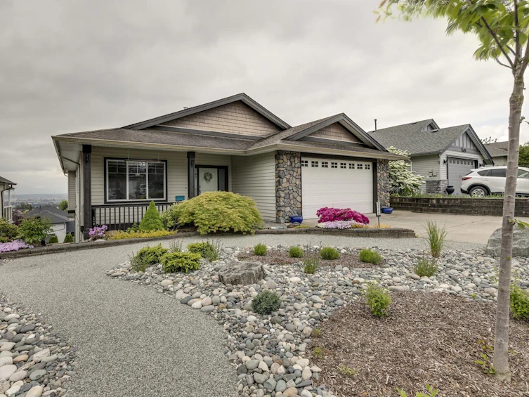 33794 Cherry Avenue, Mission, BC, V2V 2V6 - 2