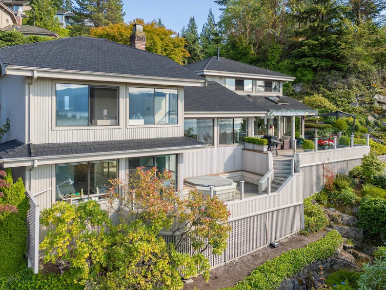 5267 Aspen Drive, West Vancouver, BC, V7W 2E7 - 27