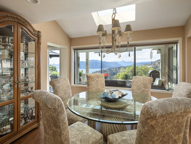 5267 Aspen Drive, West Vancouver, BC, V7W 2E7 - 6
