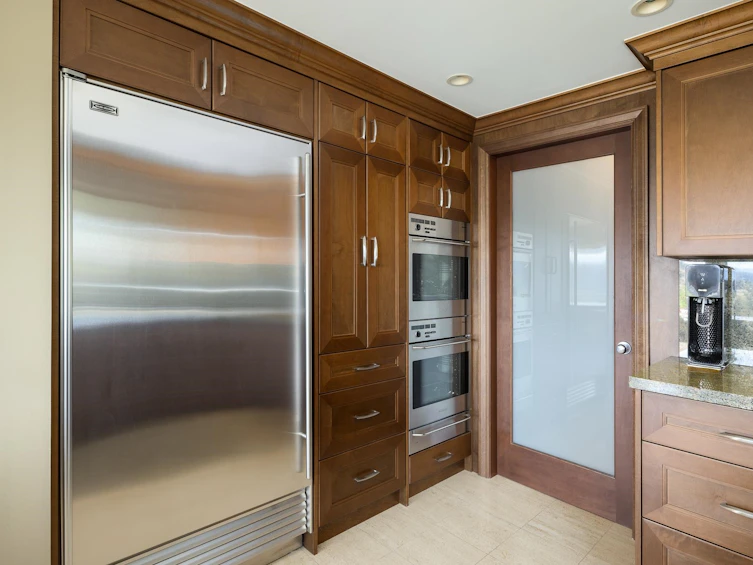 5267 Aspen Drive, West Vancouver, BC, V7W 2E7 - 10