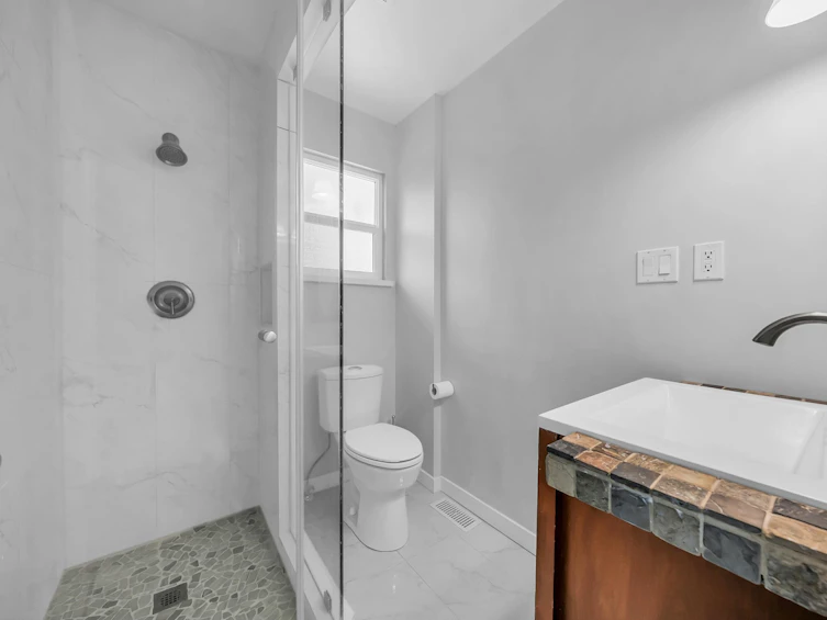 1126 Kings Avenue, West Vancouver, BC, V7T 2C3 - 22