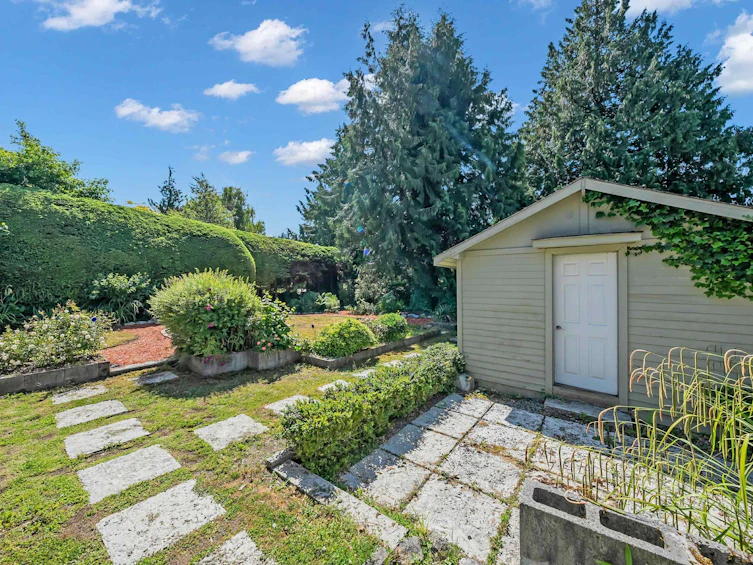1126 Kings Avenue, West Vancouver, BC, V7T 2C3 - 35