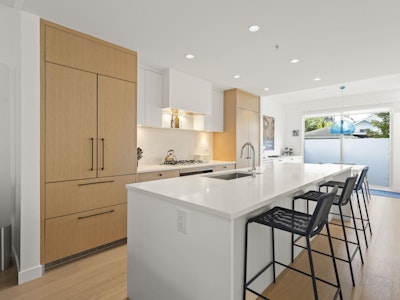 35-92 W King Edward Avenue - 5