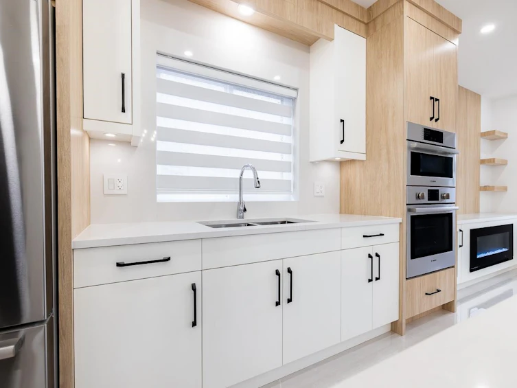 7707 Burgess Street, Burnaby, BC, V3N 3J1 - 20