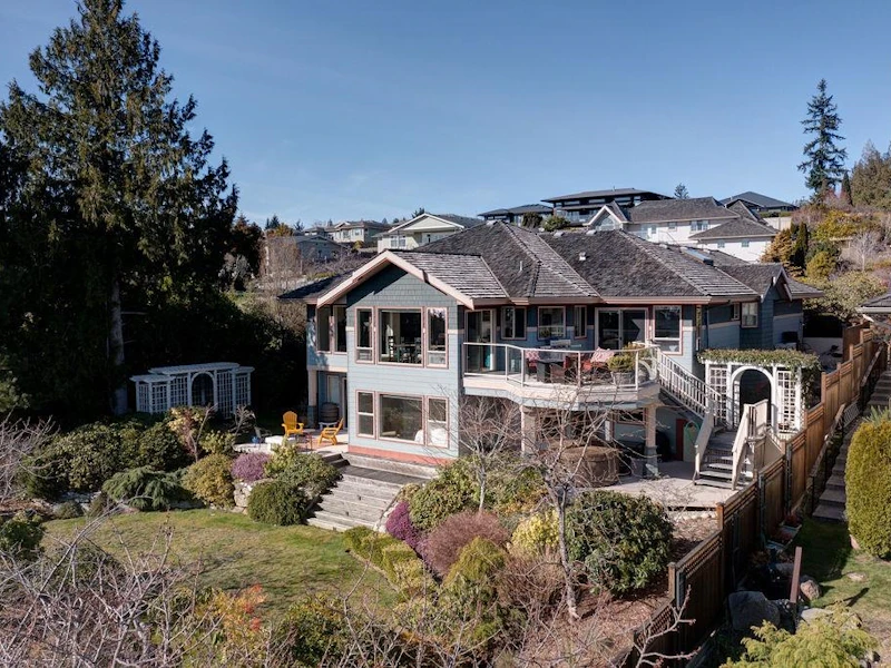 6193 Mika Road, Sechelt BC