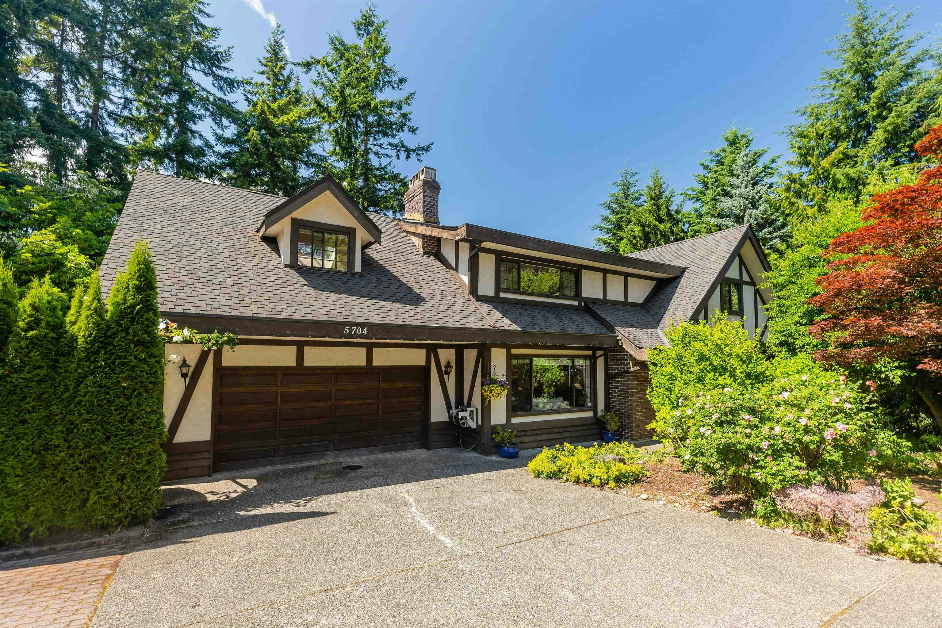 5704 Westport Road, West Vancouver, BC, V7W 1V4