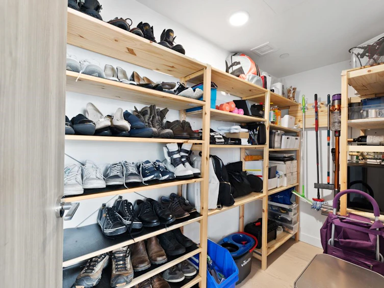 2420-89 Nelson Street, Vancouver, BC, V6Z 0E7 - 23