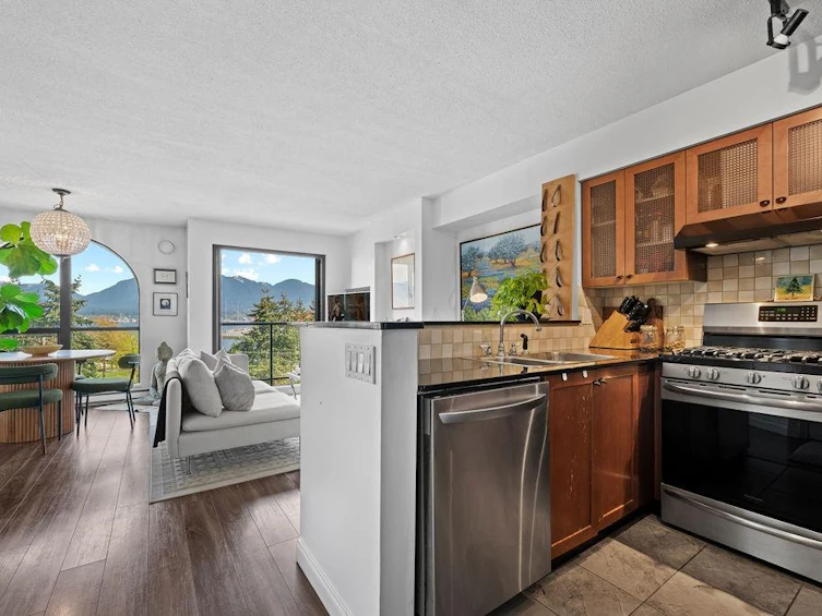 703-55 Alexander Street, Vancouver, BC, V6A 1B2 - 11