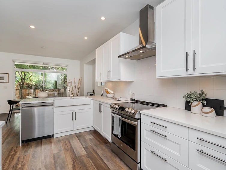 8427 208a Street, Langley, BC, V2Y 0A4 - 10