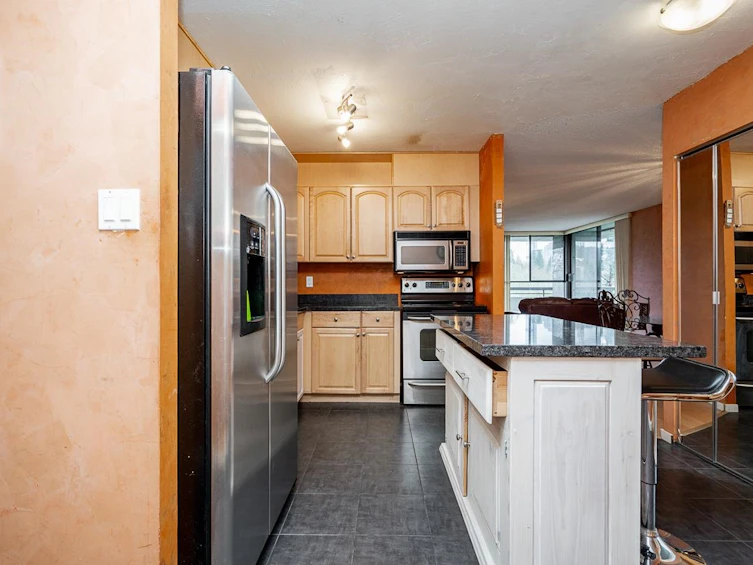 406-3755 Bartlett Court, Burnaby, BC, V3J 7G7 - 4