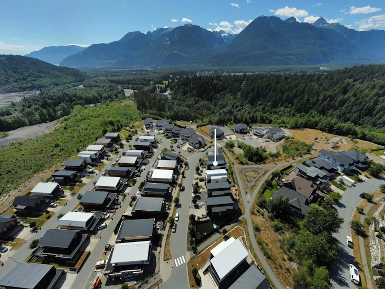 2929 Snowberry Place, Squamish, BC, V8B 1B1 - 40