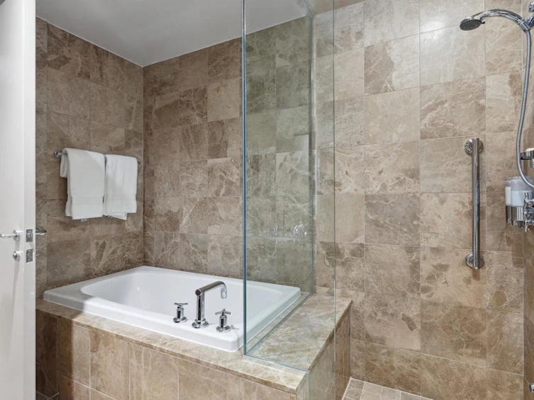 202-628 Kinghorne Mews, Vancouver, BC, V6Z 3H6 - 8