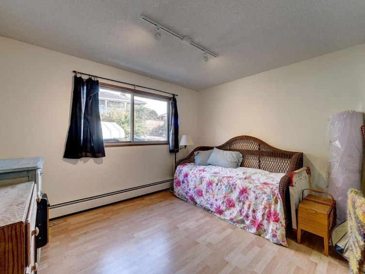 5158 Chapman Road, Sechelt, BC, V7Z 0B7 - 27