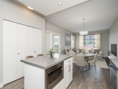 2410-963 Charland Avenue - 2