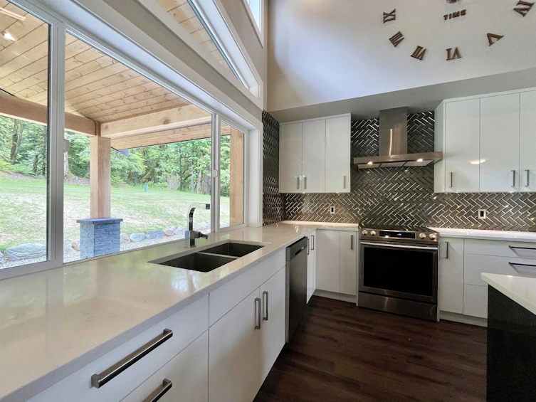 2061 Twin Creeks Road, Gibsons, BC, V0N 1V6 - 7