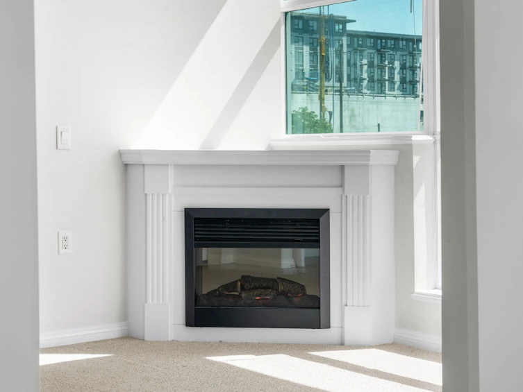 605-168 E Esplanade Avenue, North Vancouver, BC, V7L 4X8 - 8