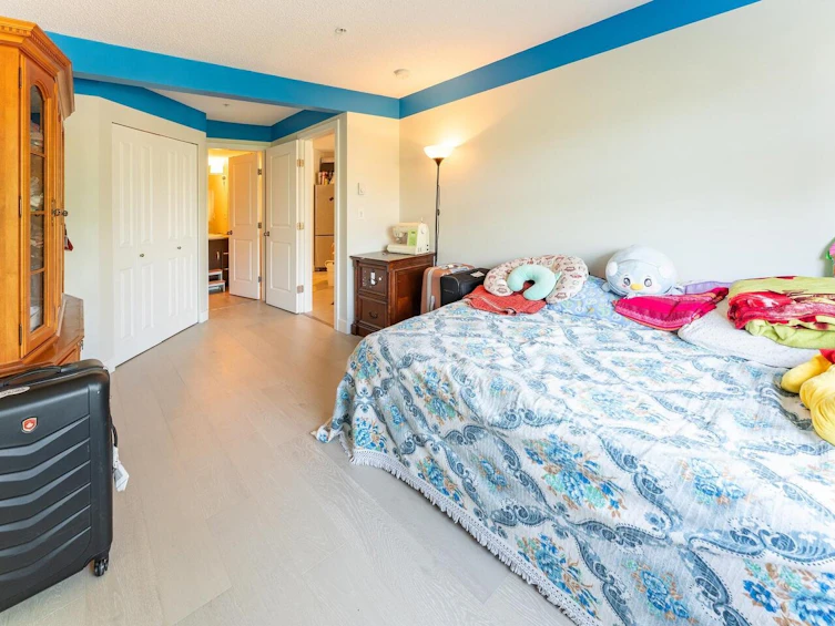 247-10838 City Parkway, Surrey, BC, V3T 5X9 - 7