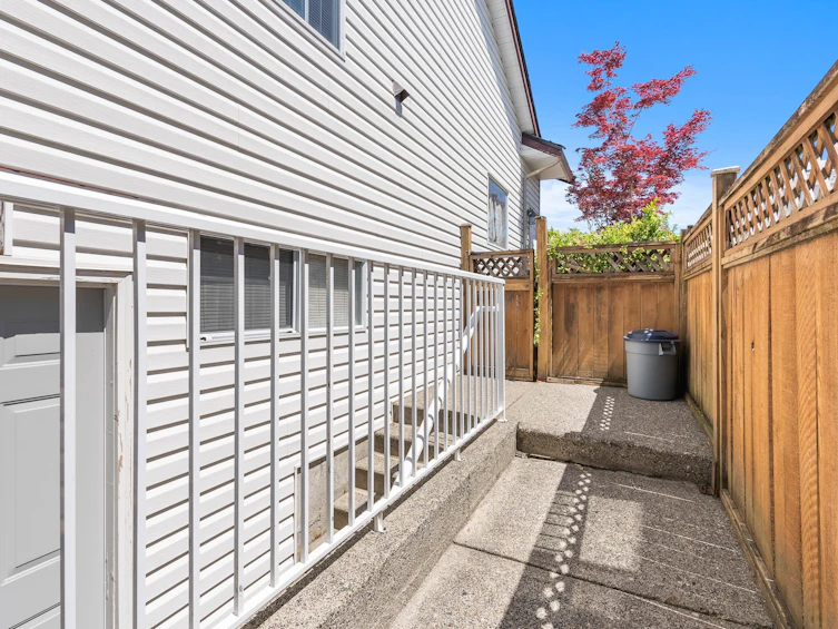 2818 Crossley Drive, Abbotsford, BC, V2T 5H5 - 34