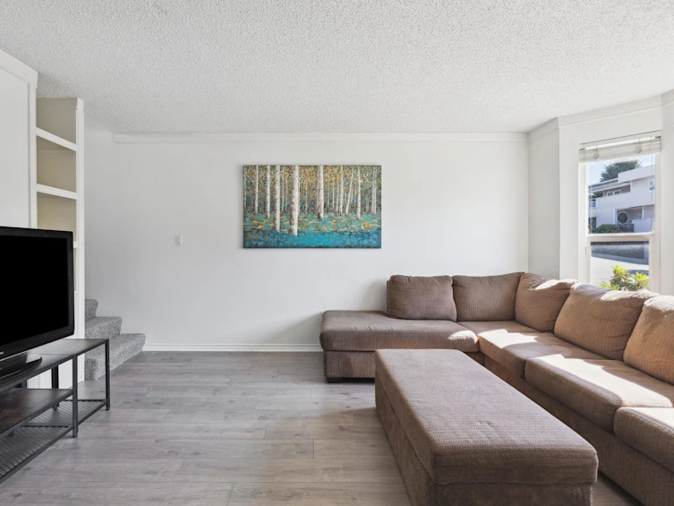 311 St. Andrews Avenue, North Vancouver, BC, V7L 4P5 - 2