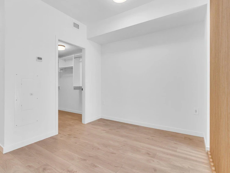 311-2520 Guelph Street, Vancouver, BC, V5T 0K7 - 9