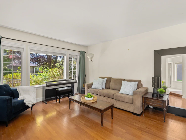 880 Ruckle Court, North Vancouver, BC, V7H 2P6 - 3