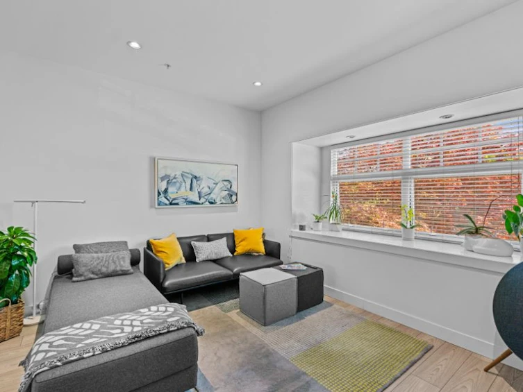954 W 15th Avenue, Vancouver, BC, V5Z 1R9 - 10