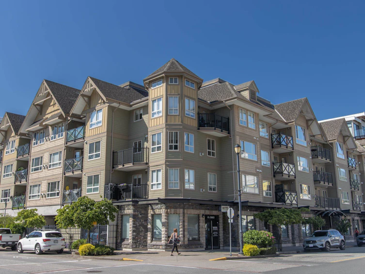 101-38003 Second Avenue, Squamish, BC, V8B 0C4 - 3