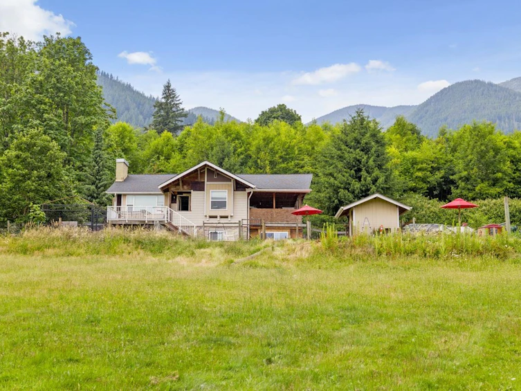 42095 Husband Road, Mission, BC, V0M 1G0 - 2