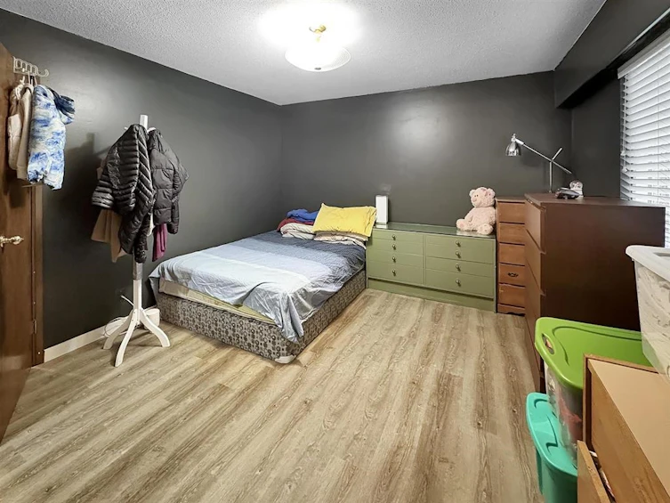 12743 114 Avenue, Surrey, BC, V3V 3P2 - 3