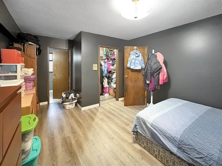 12743 114 Avenue, Surrey, BC, V3V 3P2 - 2
