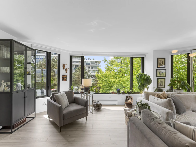 410-2201 Pine Street, Vancouver, BC, V6J 5E7 - 2