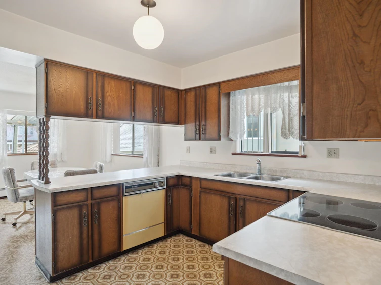 5412 Rhodes Street, Vancouver, BC, V5R 3N9 - 11