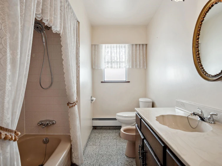 5412 Rhodes Street, Vancouver, BC, V5R 3N9 - 18
