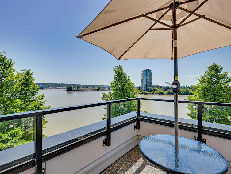 420-1150 Quayside Drive, New Westminster, BC, V3M 6E1