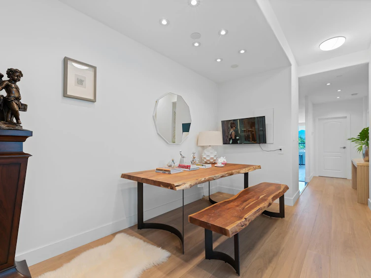 L302-1550 Coal Harbour Quay, Vancouver, BC, V6G 3G1 - 17