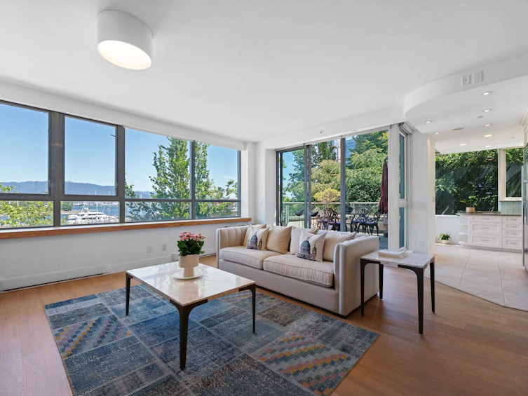 L302-1550 Coal Harbour Quay, Vancouver, BC, V6G 3G1 - 5