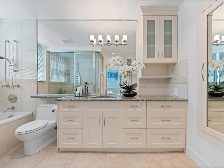 L302-1550 Coal Harbour Quay, Vancouver, BC, V6G 3G1 - 21