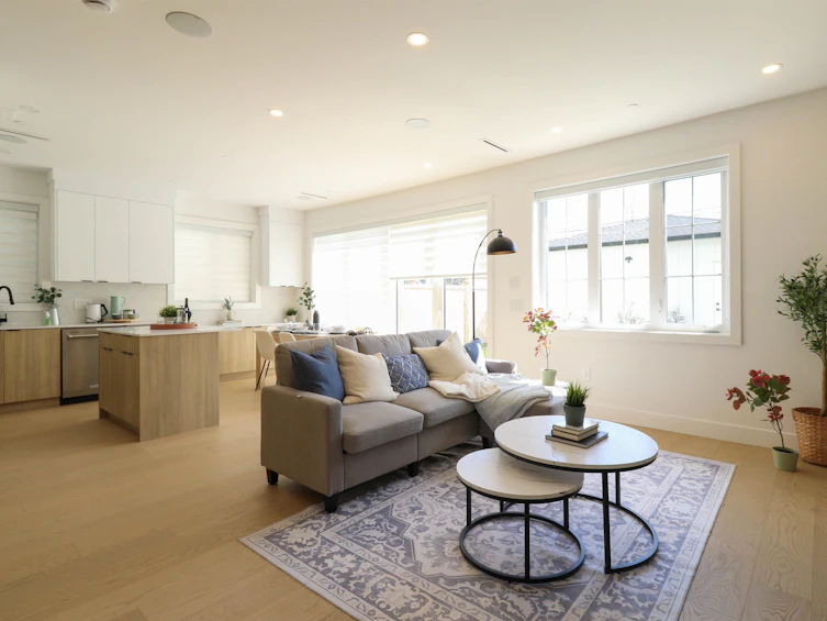 848 E 38th Avenue, Vancouver, BC, V5W 1J3 - 6