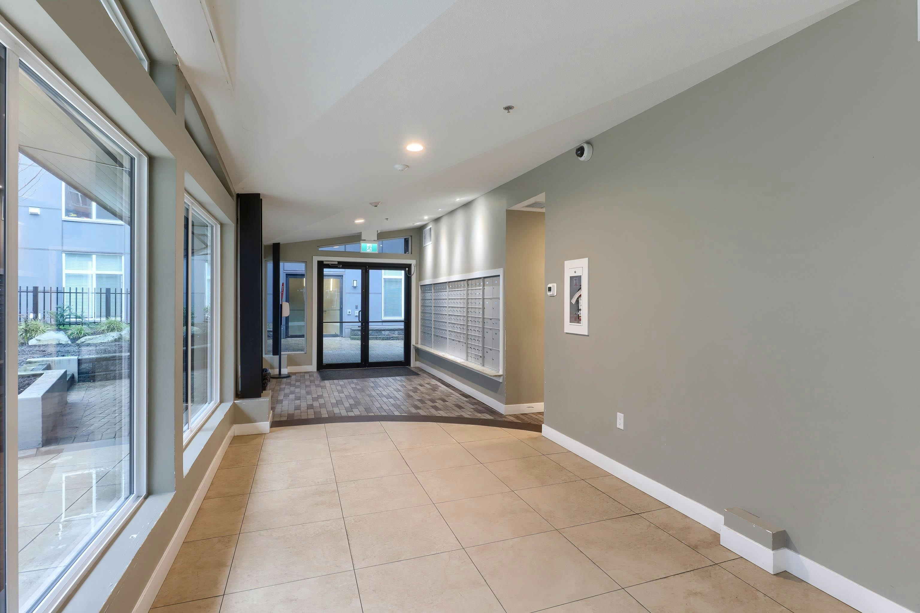 325-11077 Ravine Road, Surrey, BC, V3T 0R7 - 6