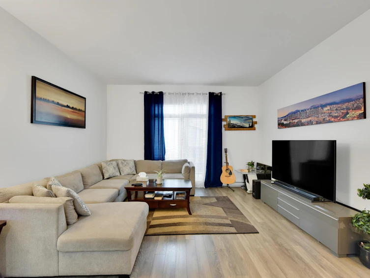 8-8168 136a Street, Surrey, BC, V3W 2Z6 - 3