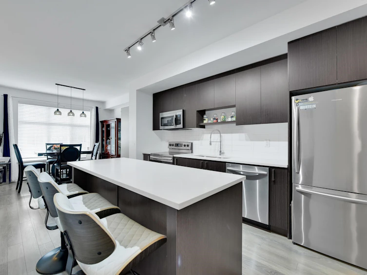 8-8168 136a Street, Surrey, BC, V3W 2Z6 - 9