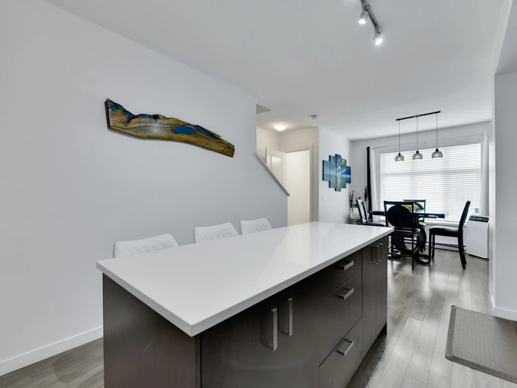 8-8168 136a Street, Surrey, BC, V3W 2Z6 - 11