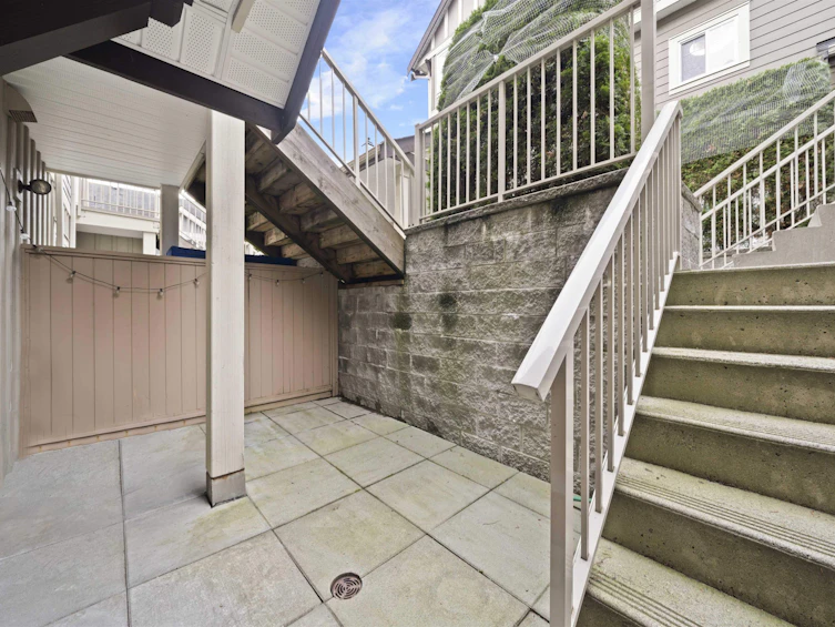 110-368 Ellesmere Avenue, Burnaby, BC, V5B 3S9 - 16