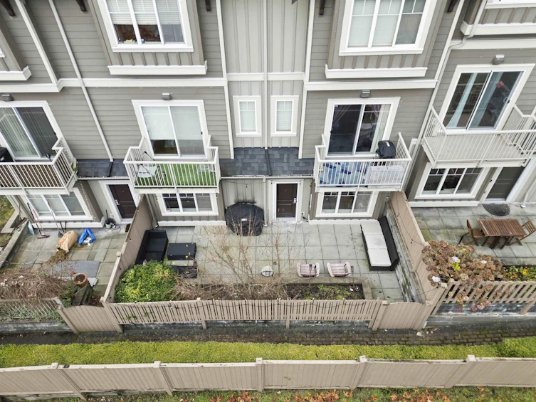 110-368 Ellesmere Avenue, Burnaby, BC, V5B 3S9 - 3