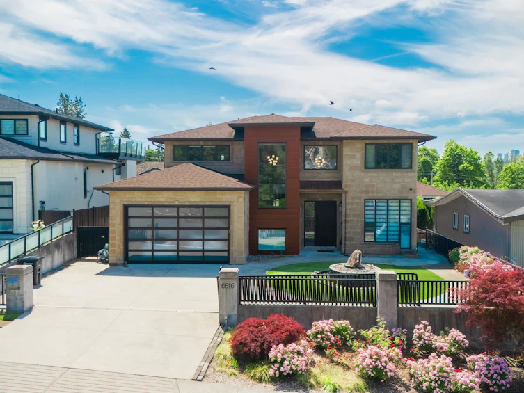 6616 Parkdale Drive, Burnaby, BC, V5B 2X5 - 3