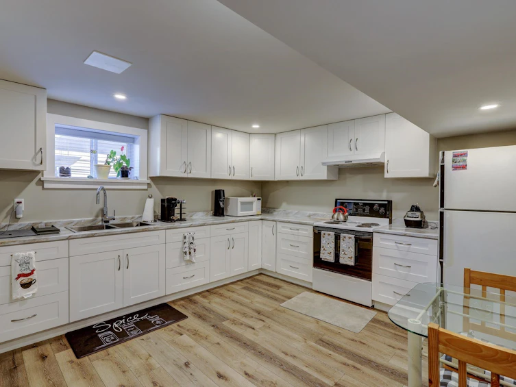 8612 11th Avenue, Burnaby, BC, V3N 2P8 - 26
