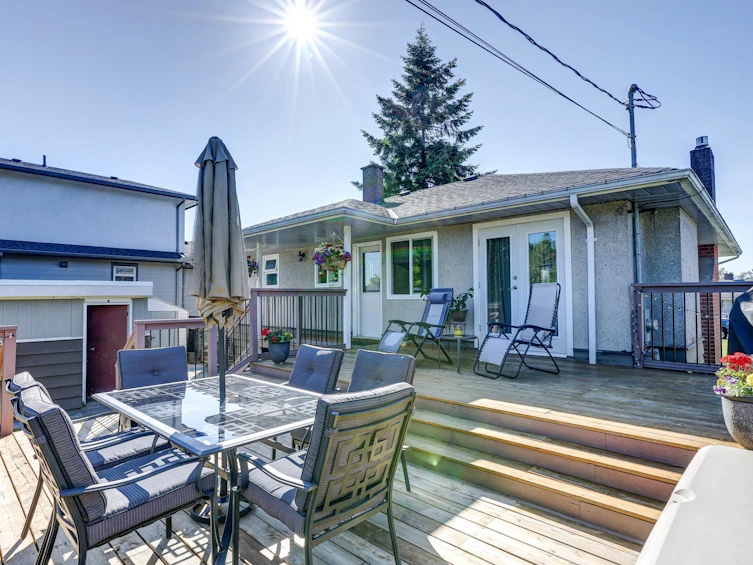 8612 11th Avenue, Burnaby, BC, V3N 2P8 - 32