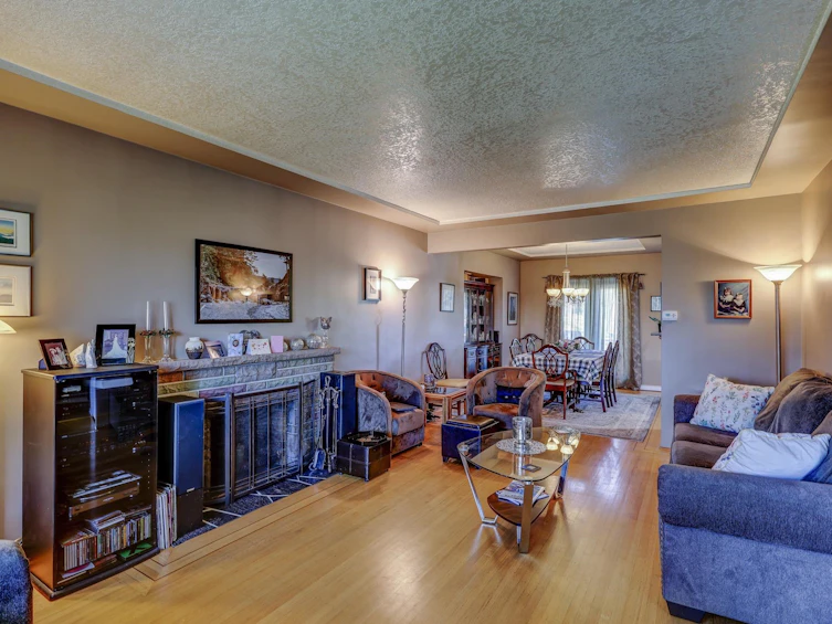 8612 11th Avenue, Burnaby, BC, V3N 2P8 - 7