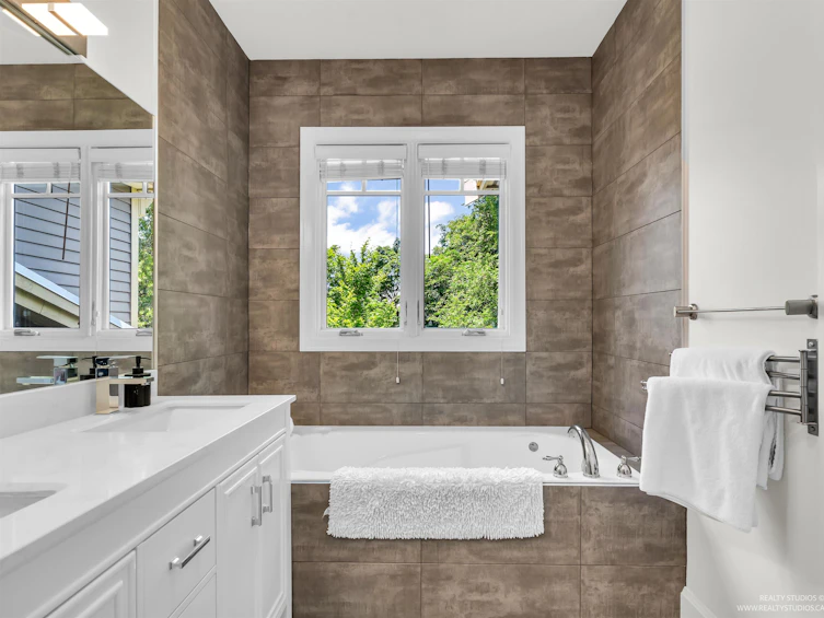 388 W 11th Avenue, Vancouver, BC, V5Y 1T2 - 23