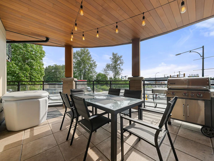 218-733 W 14th Street, North Vancouver, BC, V7M 0C6 - 14